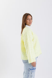 Alternative view of Suéter PEONIA