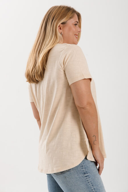 Alternative view of Remera Aster