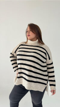 Alternative view of Polera ALMENDRA