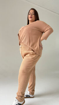 Alternative view of Babucha HONEY