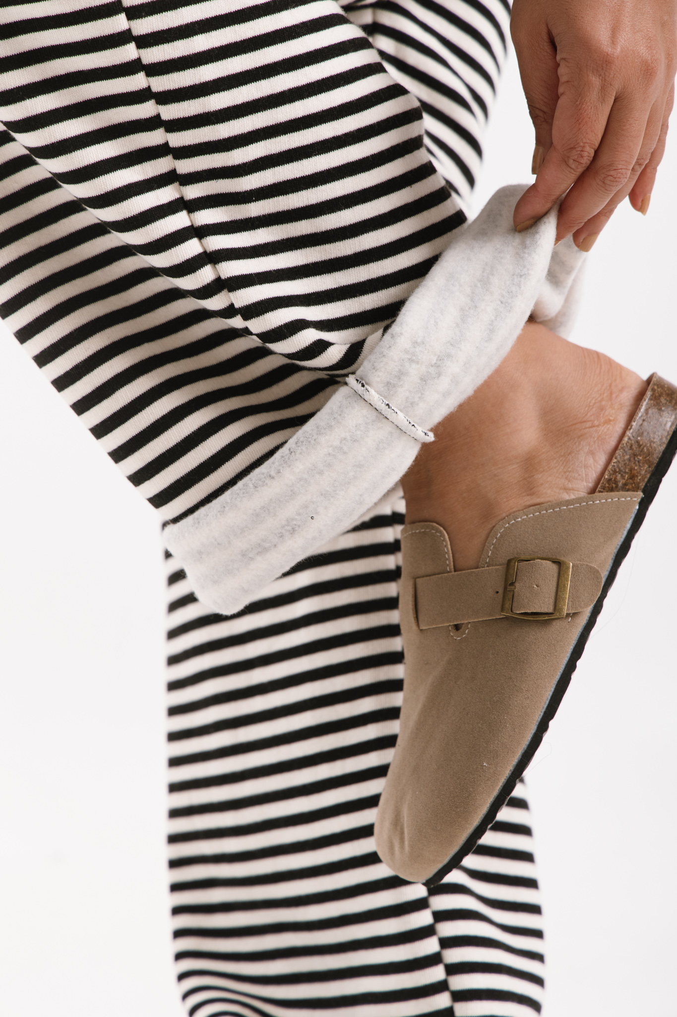 Pantalón frisado LAND - Image 11