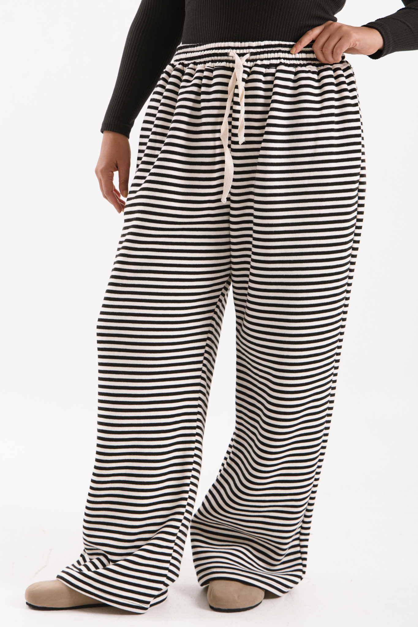 Pantalón frisado LAND - Image 14