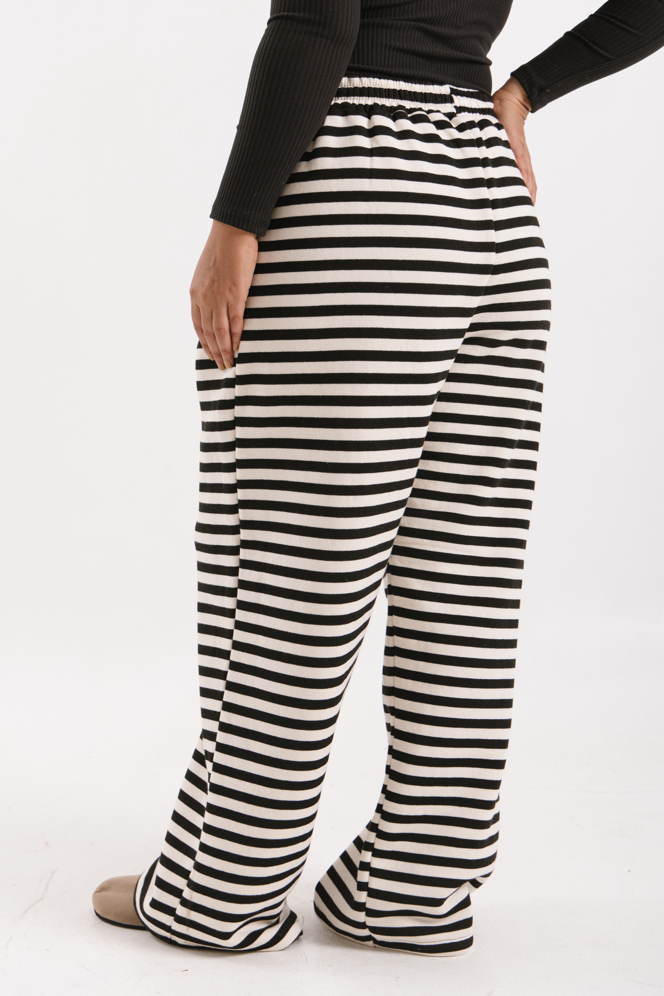 Pantalón frisado LAND - Image 5