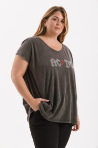 Alternative view of Remera ROCK