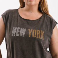 Alternative view of Remera WILD