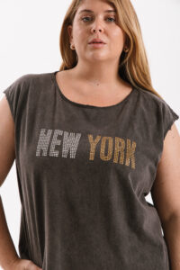 Alternative view of Remera WILD