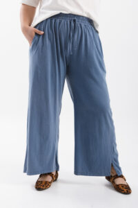 Alternative view of Pantalón NATALI