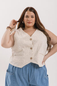 Alternative view of Chaleco SARAH