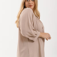 Alternative view of Blusa UMA
