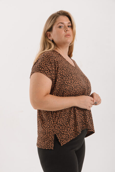 Alternative view of Remera ANIKA