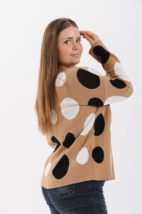 Alternative view of Suéter IDARA