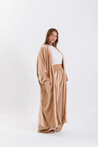 Alternative view of Kimono Milan