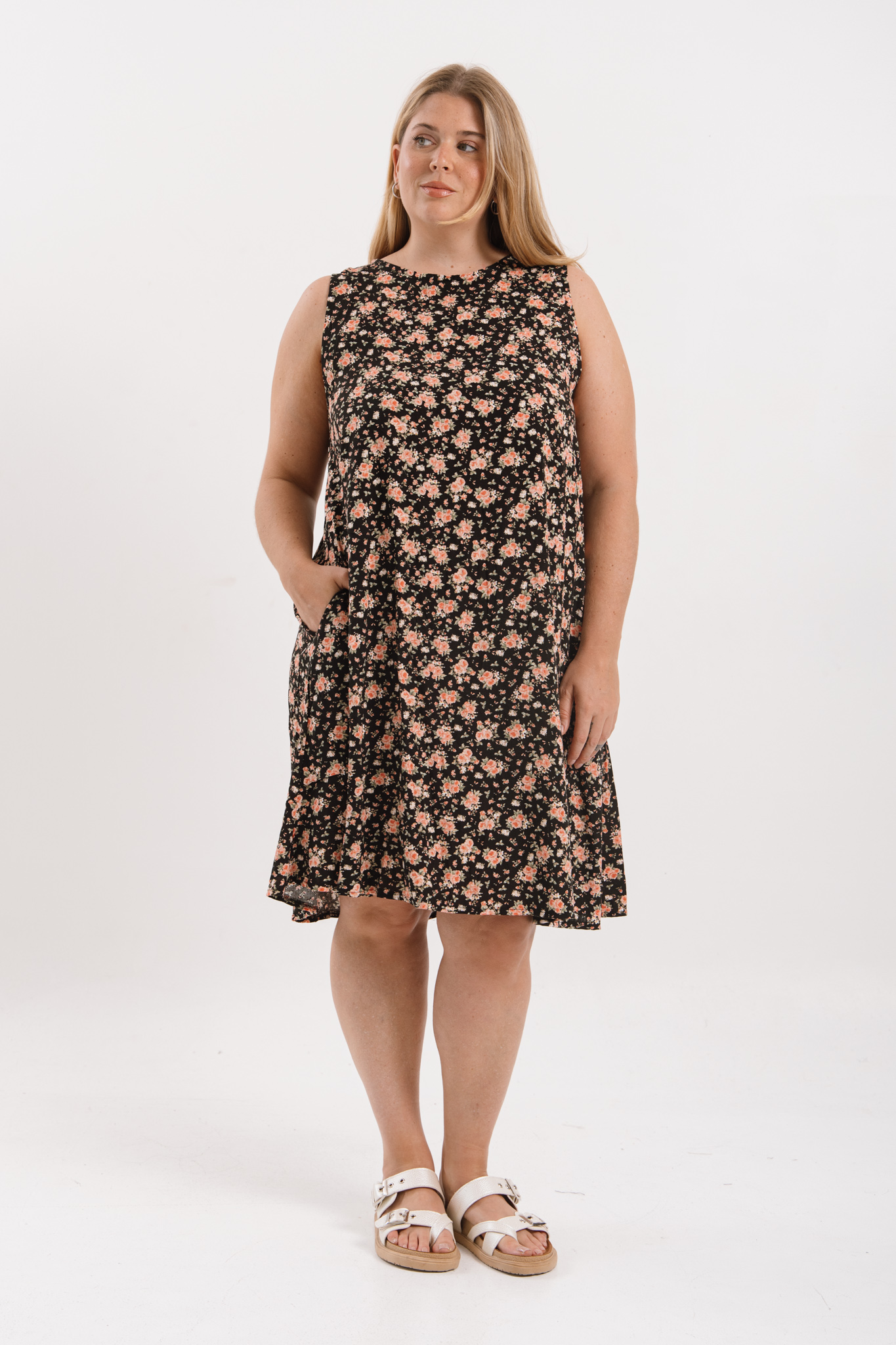 Vestido Cataluña FLOREADO - Imagen 12