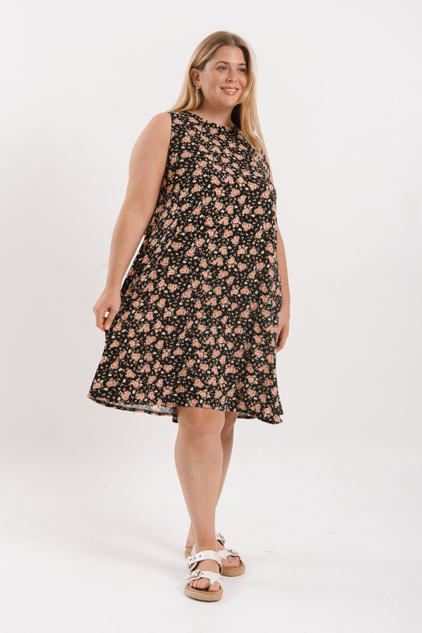Vestido Cataluña FLOREADO - Imagen 13