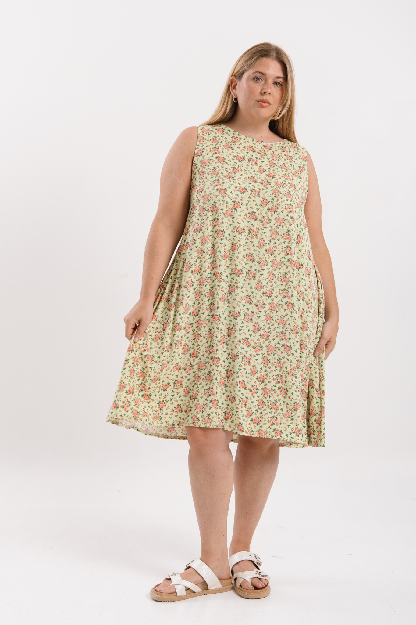 Vestido Cataluña FLOREADO - Imagen 9