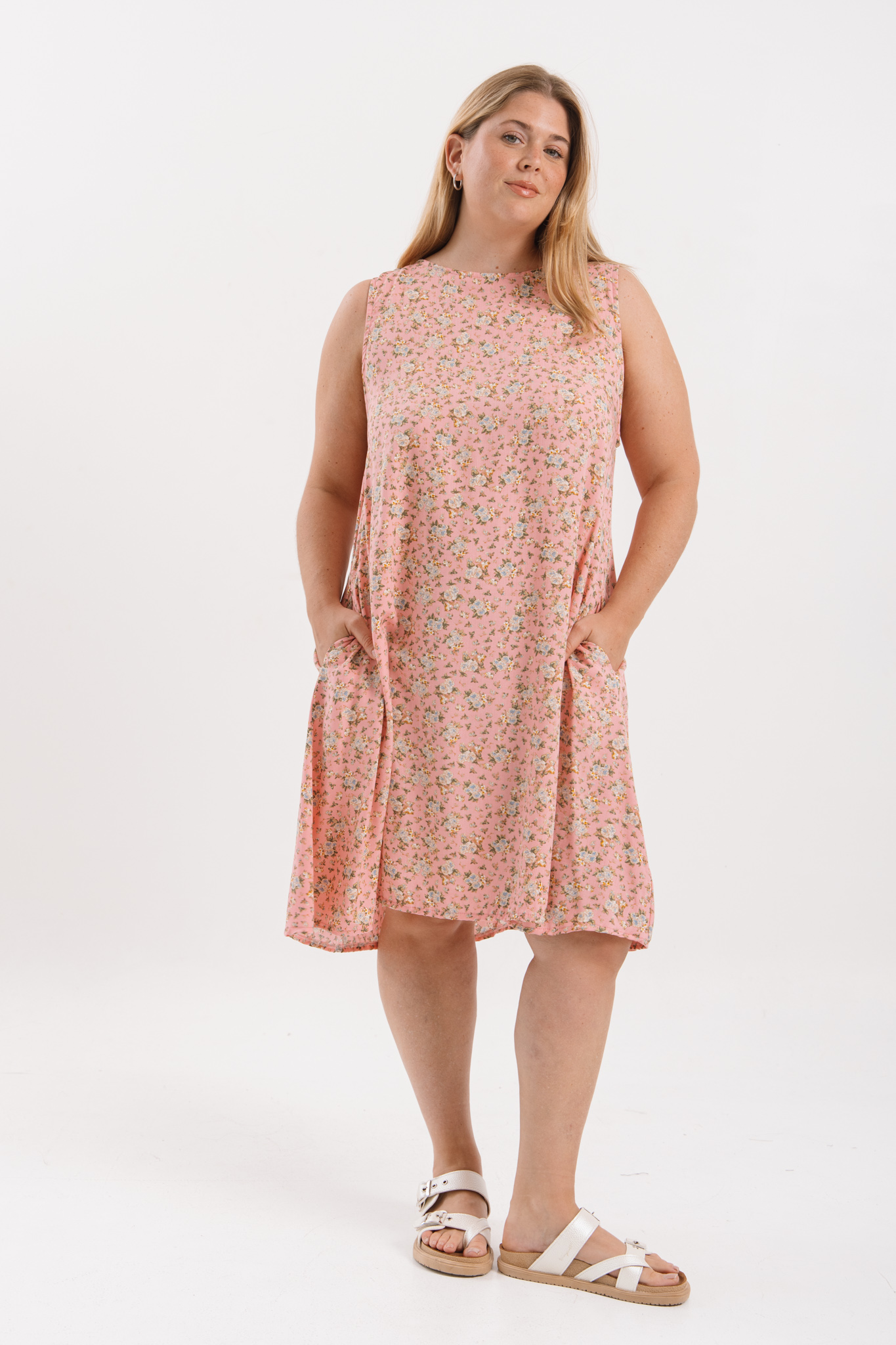 Vestido Cataluña FLOREADO - Imagen 17
