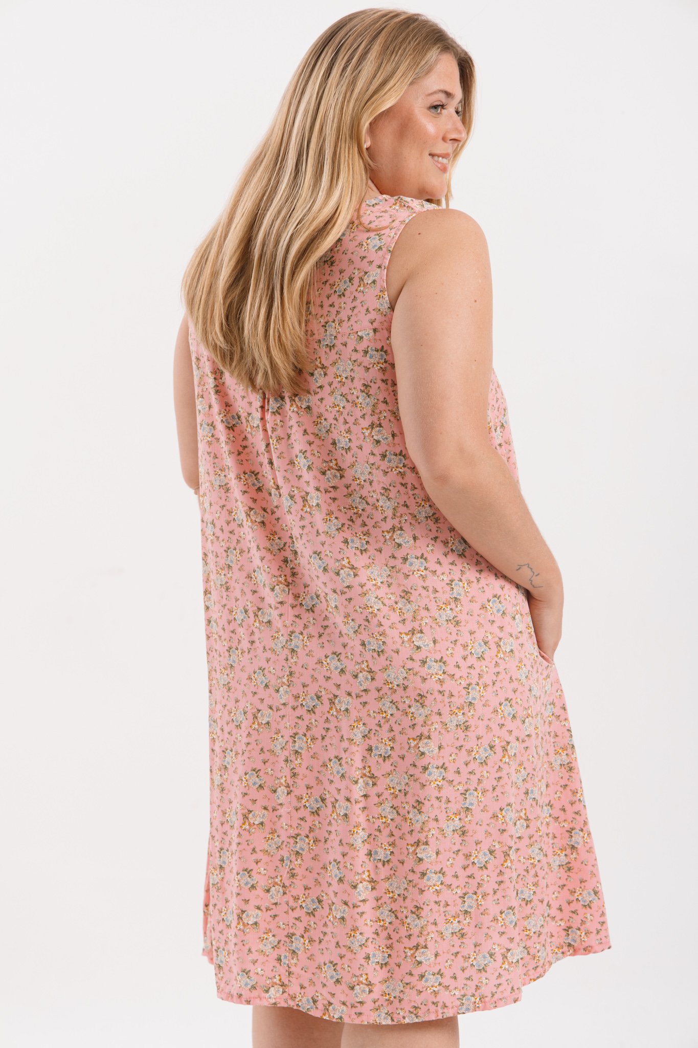 Vestido Cataluña FLOREADO - Imagen 18